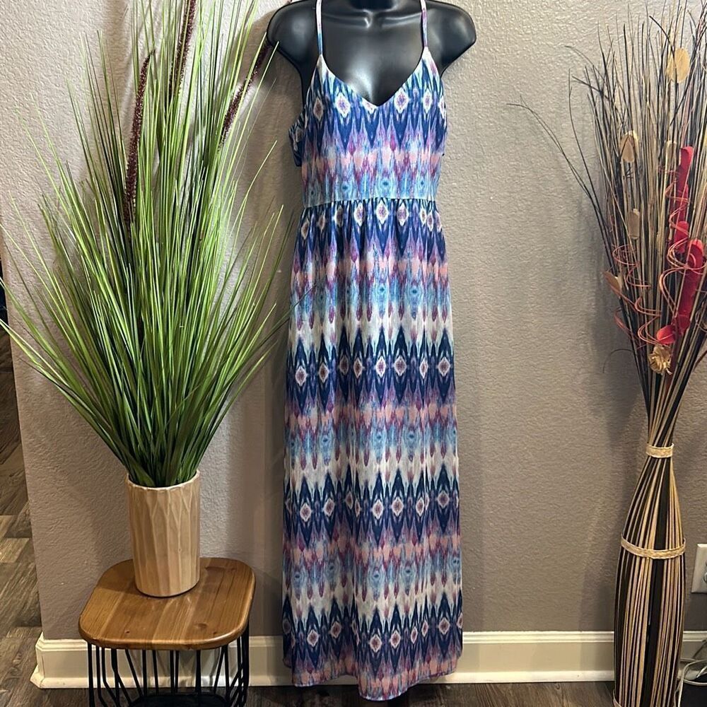 #65 Forever 21 sleeveless, watercolor print maxi dress size medium